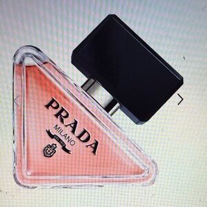 NIB Prada Paradoxe 1 oz Eau de Parfune